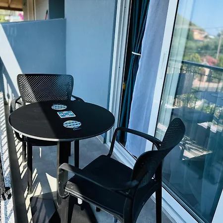 Appartement Simadhes Garden Himare