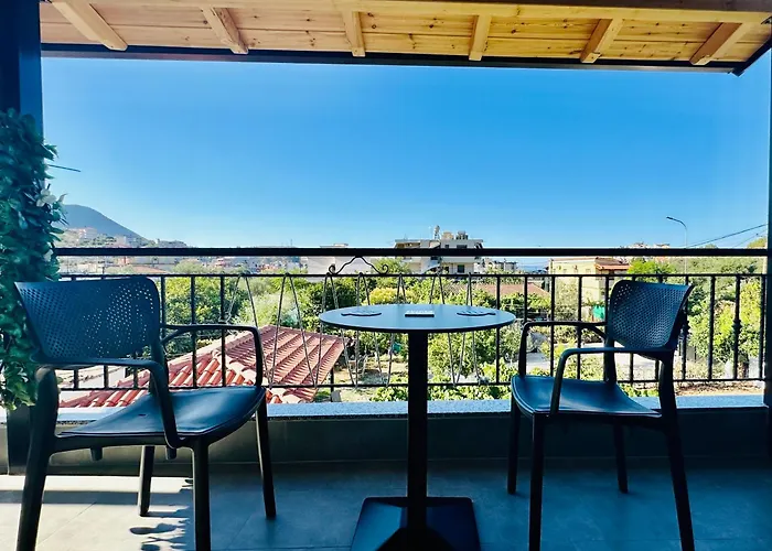 Simadhes Garden Apartment Himarë