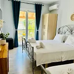 Apartament Simadhes Garden