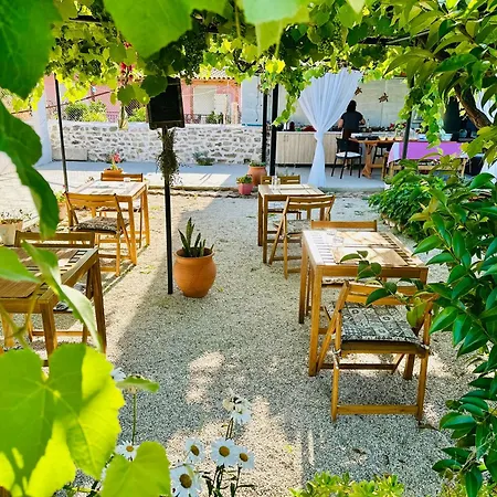 Appartamento Simadhes Garden *